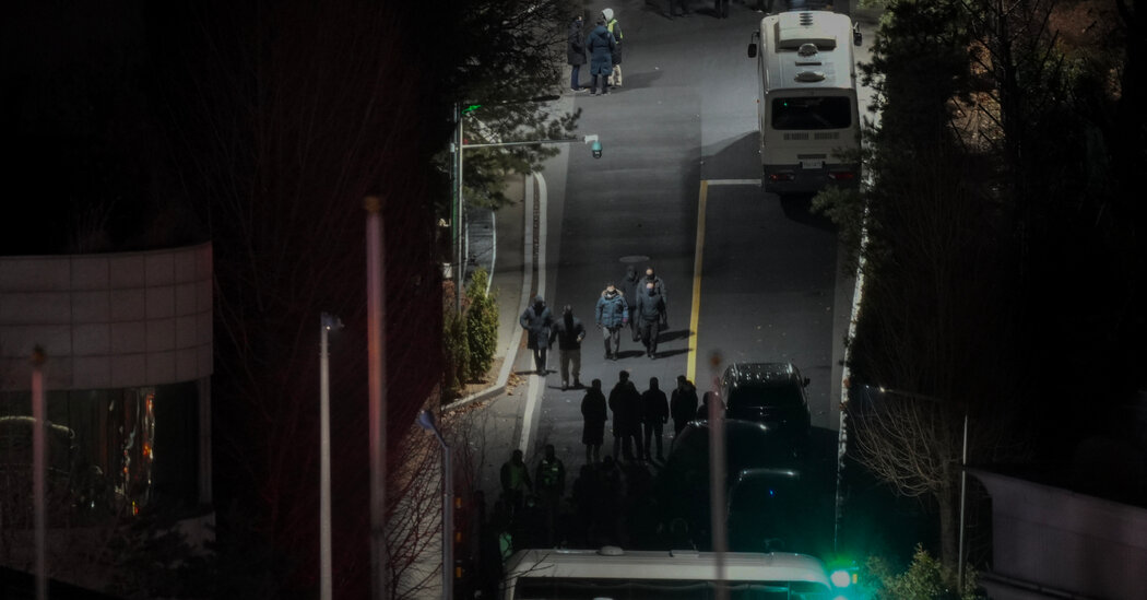 Investigadores sul-coreanos tentam novamente deter o presidente Yoon em sua residência