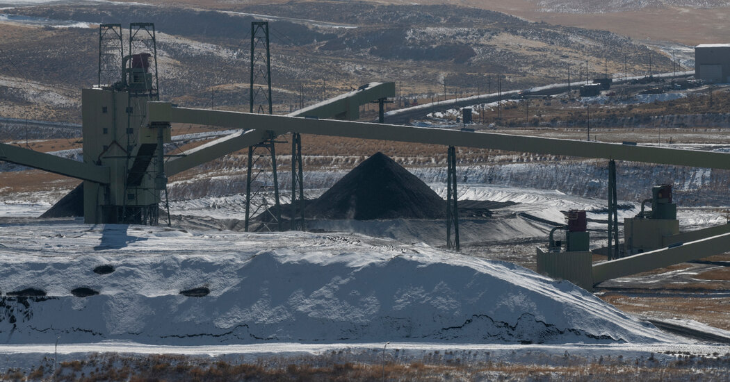 Trump disse: ‘Temos mais carvão do que qualquer um.’ Veja onde o queimamos.