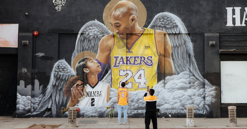 Kobe Bryant ainda reina em Los Angeles em centenas de murais