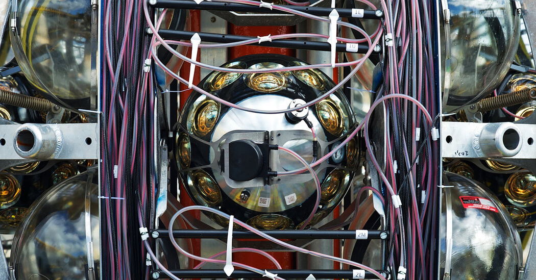 ‘UltraHigh Energy’ Neutrino encontrado com um telescópio sob o mar