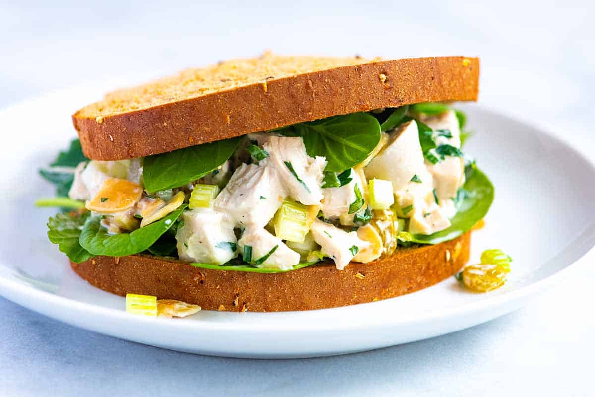 Receita de salada de frango cremosa