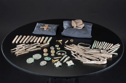 Por último, a inscrição mais longa de Galloway Hoard Runic traduzida – o blog de história