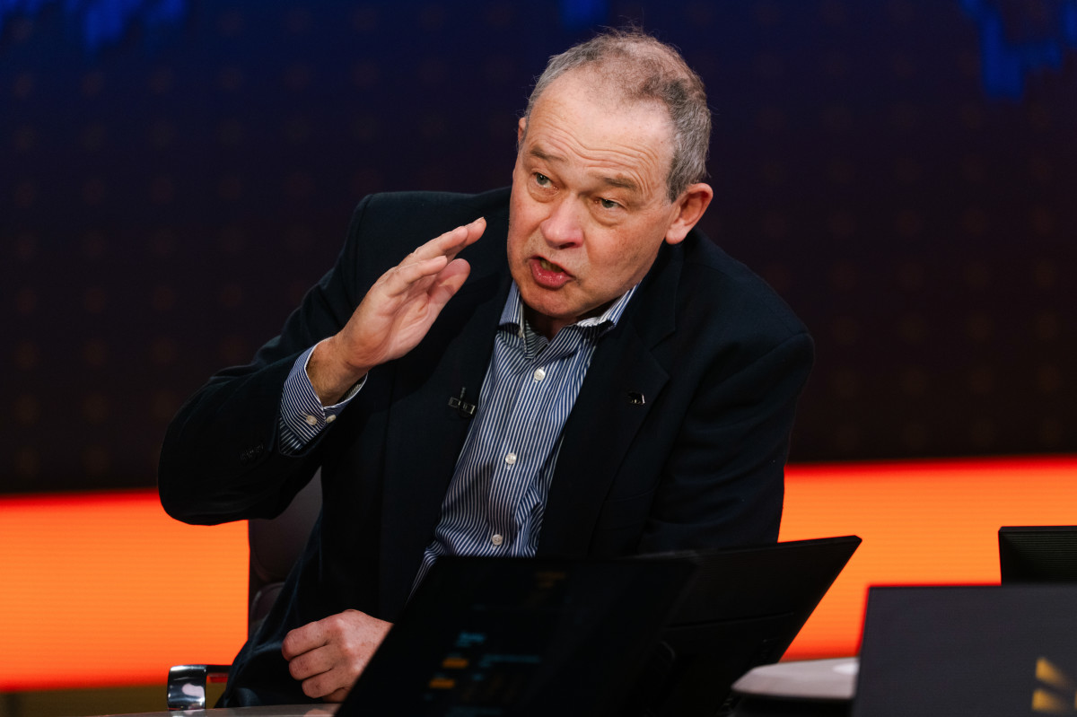 O CEO da Major Ev Autoraker desce depois de mais de uma década