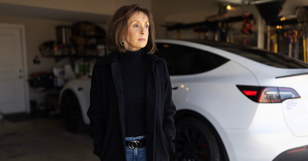 Tesla para venda: o remorso do comprador afunda para os críticos do proprietário do EV de Elon Musk