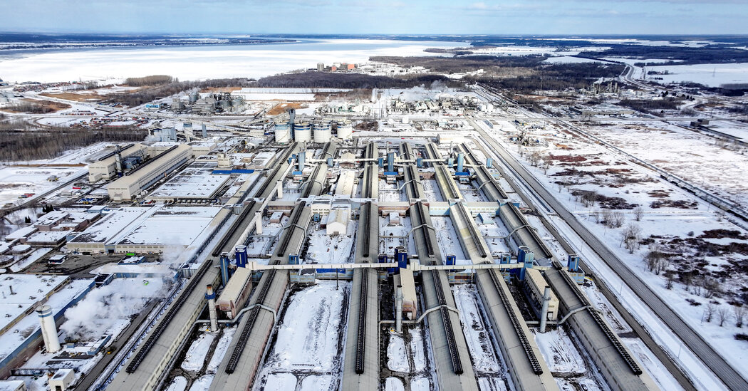 As tarifas de Trump em aço e alumínio entram em vigor