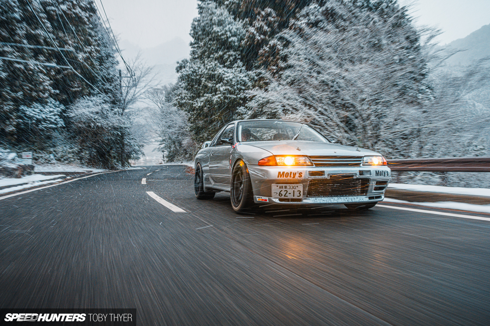 Uma tempestade de neve não pode parar este grupo A-inspirado no horizonte GT-R