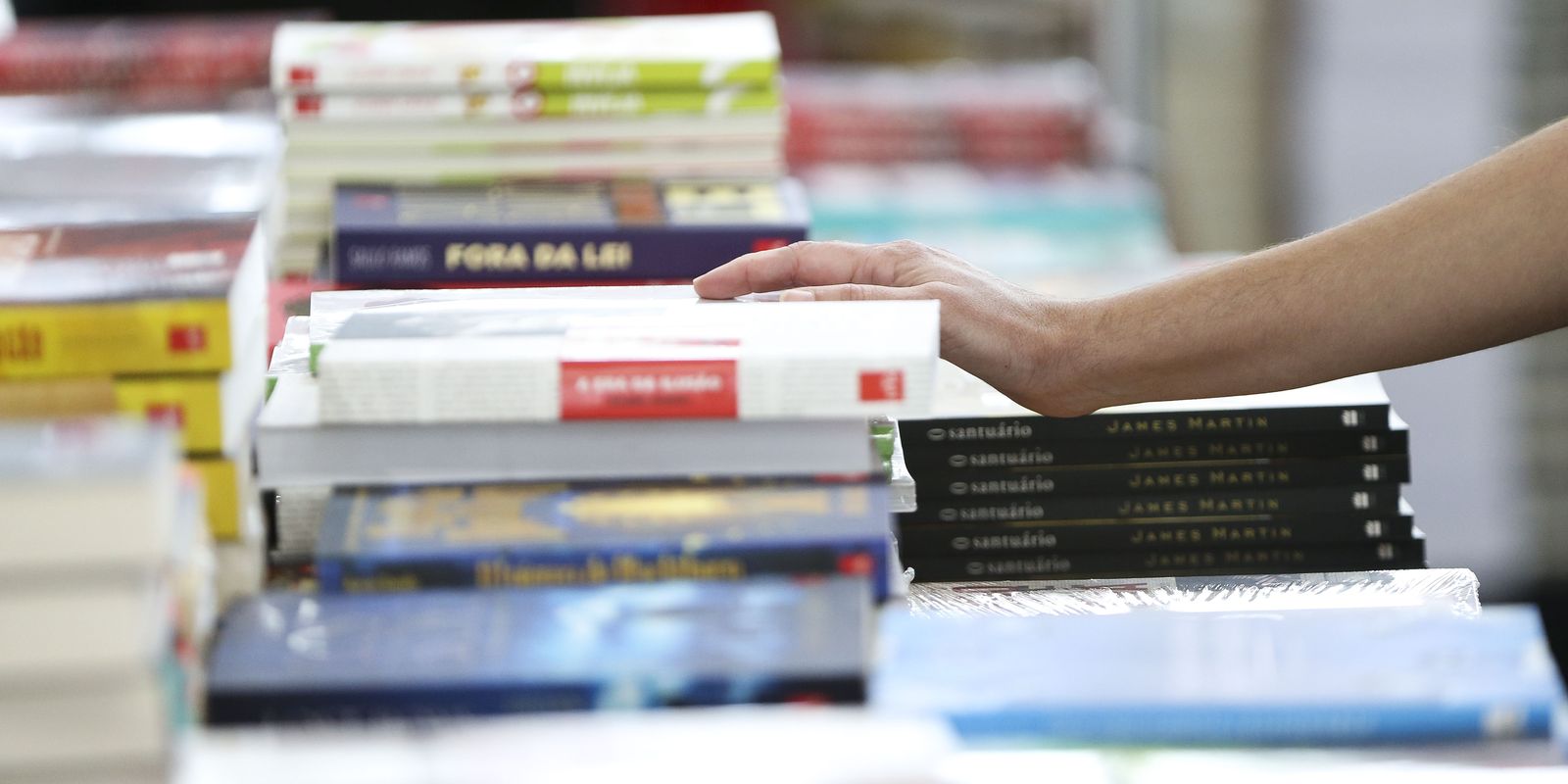 Bienal Mineira do Livro deve atrair mais de 300 mil visitantes
