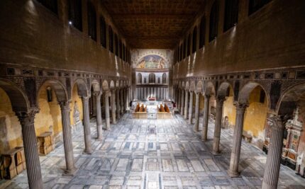 Igreja antiga de Santa Sabina vista em New Light – The History Blog