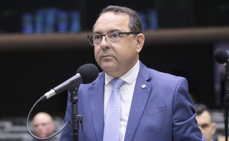 Projeto cria programa para melhorar estradas em áreas rurais – Notícias