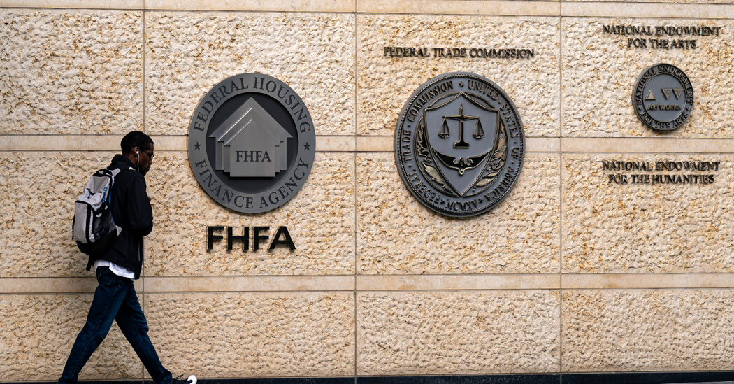 Doge exige cortes profundos na doação de humanidades