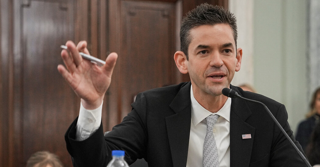 Jared Isaacman, a escolha de Trump para liderar a NASA, questionada sobre os planos da lua e Elon Musk