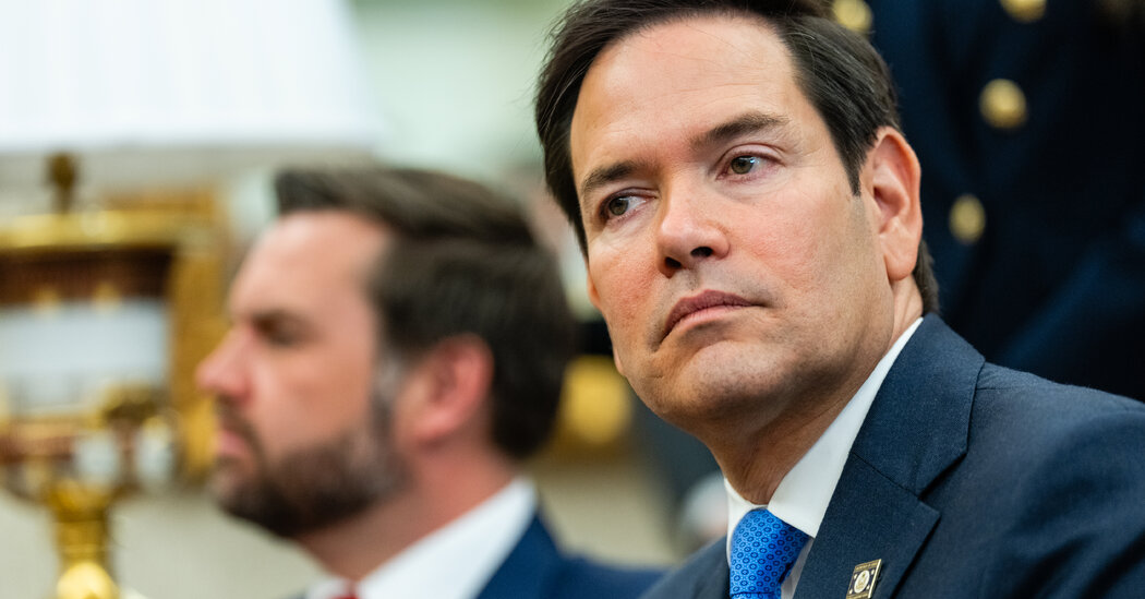 O memorando do governo Trump propõe cortar o financiamento do Departamento de Estado por quase metade