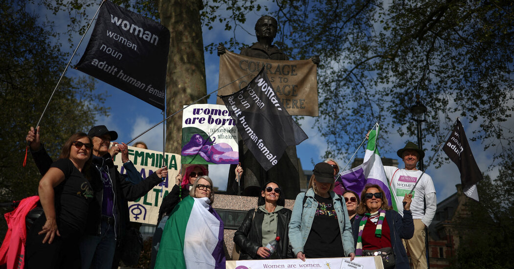 O Tribunal Principal do Reino Unido diz que as mulheres trans não atendem à Definição Legal de Mulheres sob Lei de Igualdade