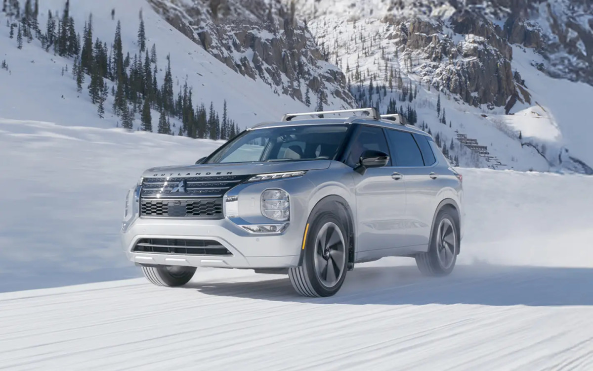 A Mitsubishi faz uma pausa em remessas de carro em meio ao fiasco tarifário