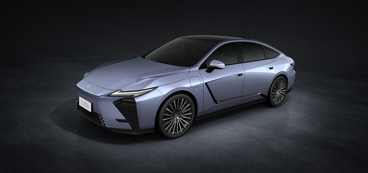 Lexus revela impressionantes 2026 ES em dois sabores eletrificados