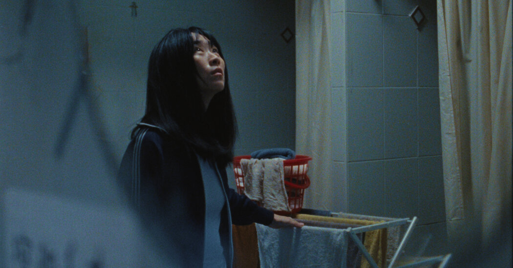 Revisão ‘Blue Sun Palace’: um mundo inteiro dentro