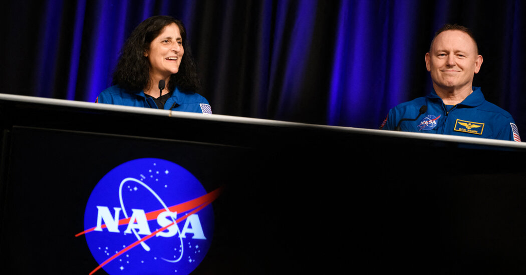 Os astronautas da NASA falam pela primeira vez após 9 meses de estadia no espaço na ISS