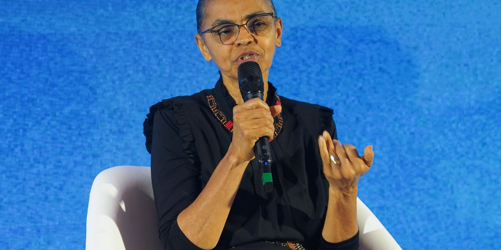 Marina Silva recebe alta após atendimento médico em Brasília