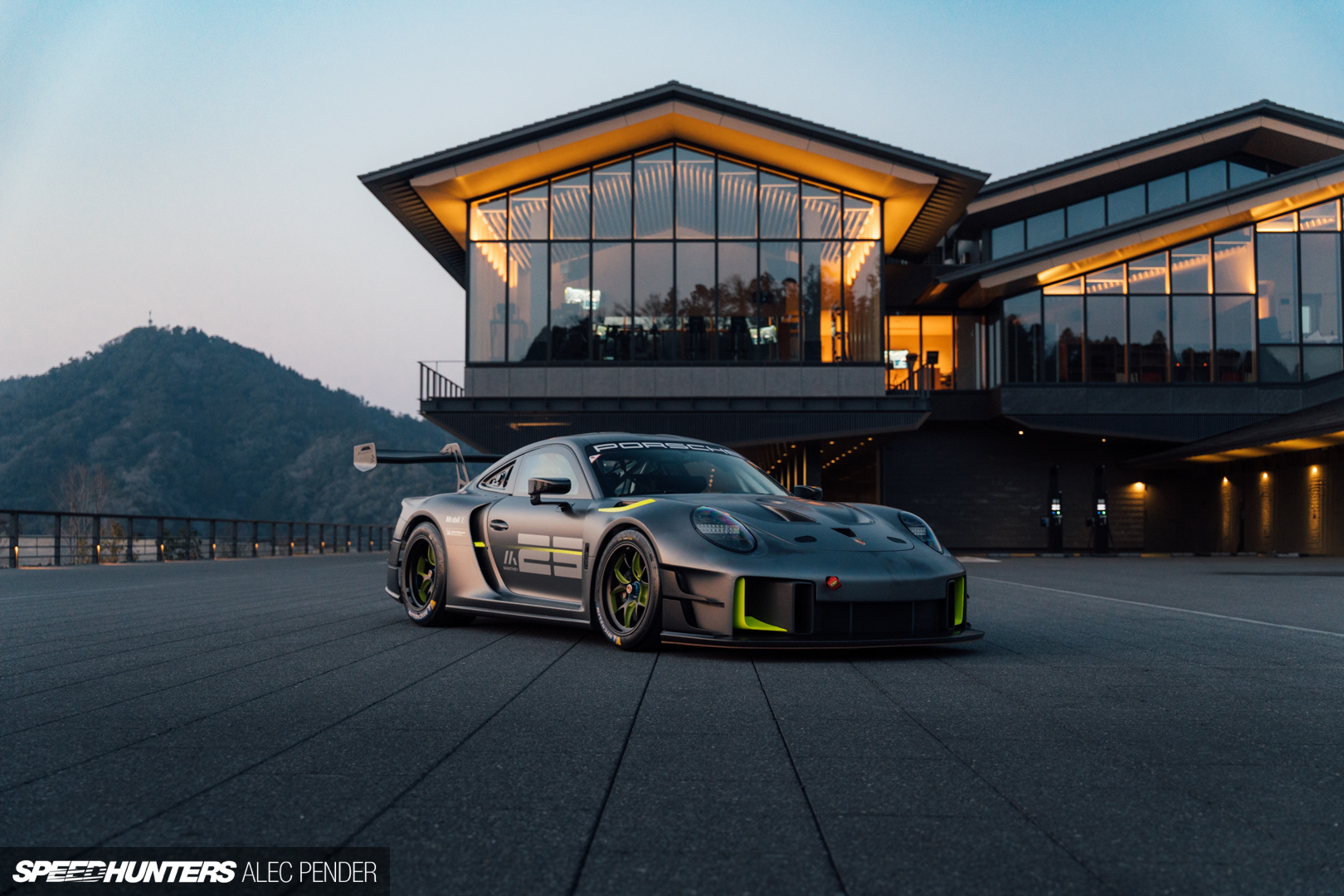 3 dias na pista de corrida mais luxuosa do mundo