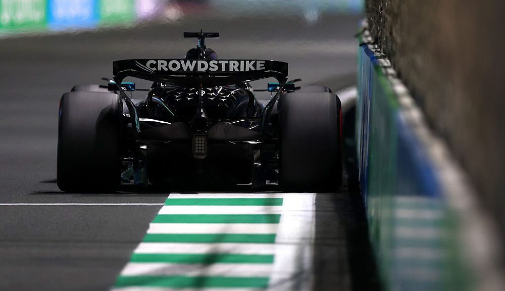 Jeddah pneu superaquecendo problemas do quebra -cabeça Russell