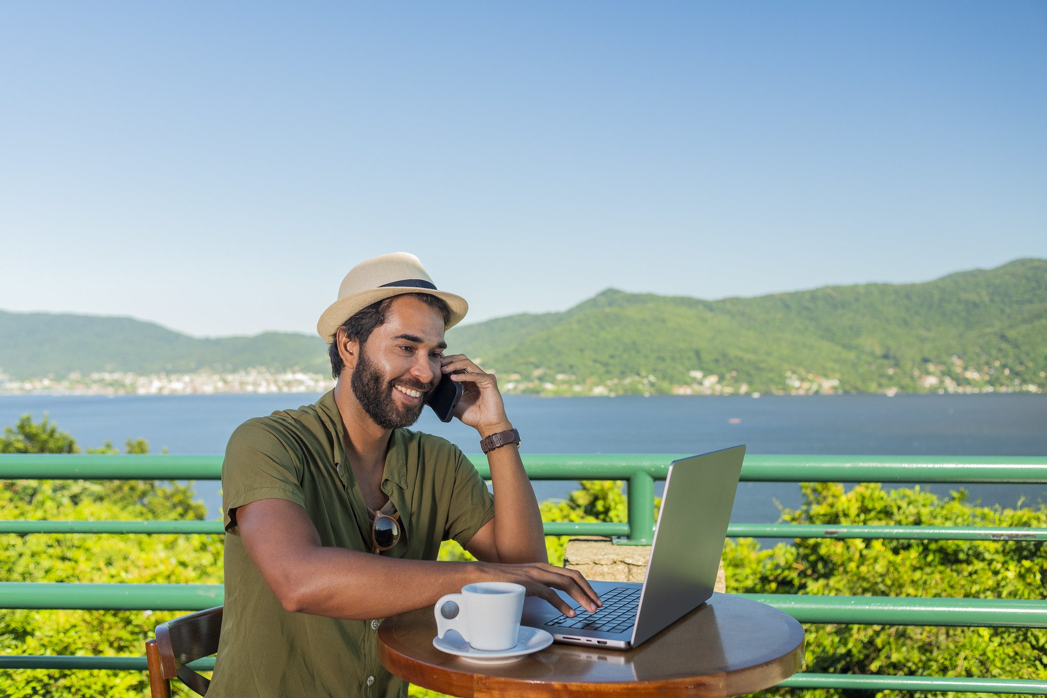 Brasil firma parceria para atrair nômades digitais