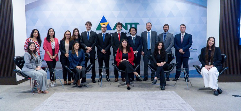 Portas abertas para o futuro: ANTT recebe alunos da FGV Direito Rio em visita institucional — Agência Nacional de Transportes Terrestres