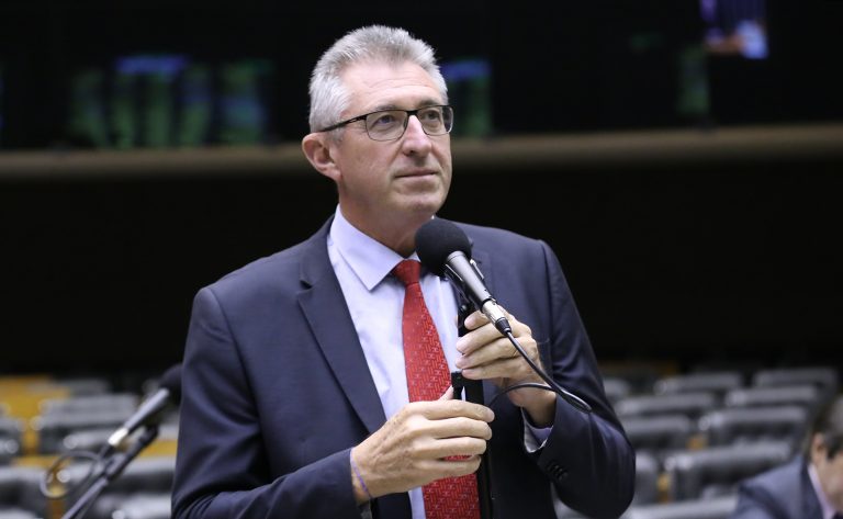 Projeto permite inclusão de sindicatos no regime do Simples Nacional – Notícias