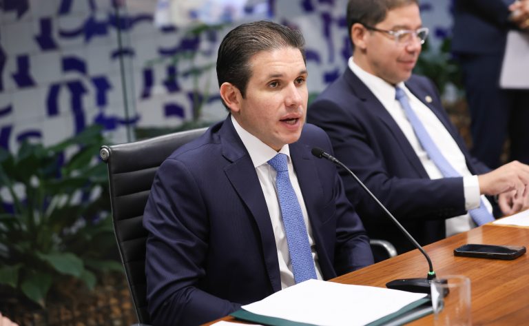 Projeto sobre isenção do IR pode ser votado pelo Plenário no segundo semestre, avalia Motta – Notícias