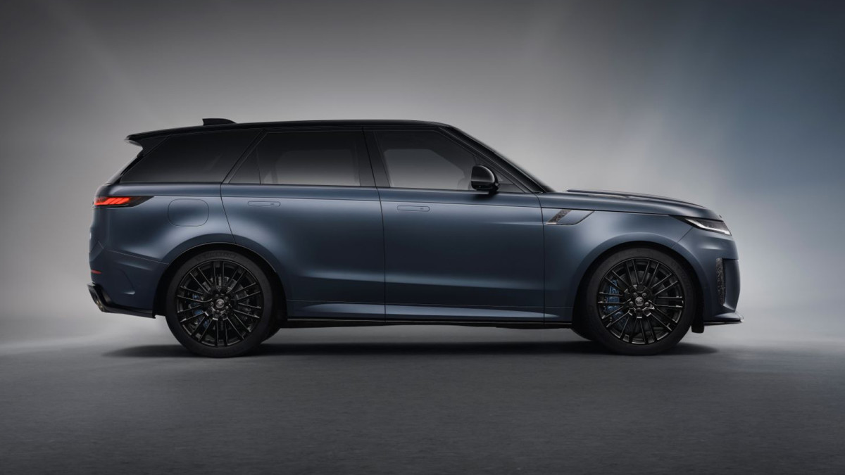 Jaguar Land Rover interrompe as remessas dos EUA enquanto as tarifas aumentam