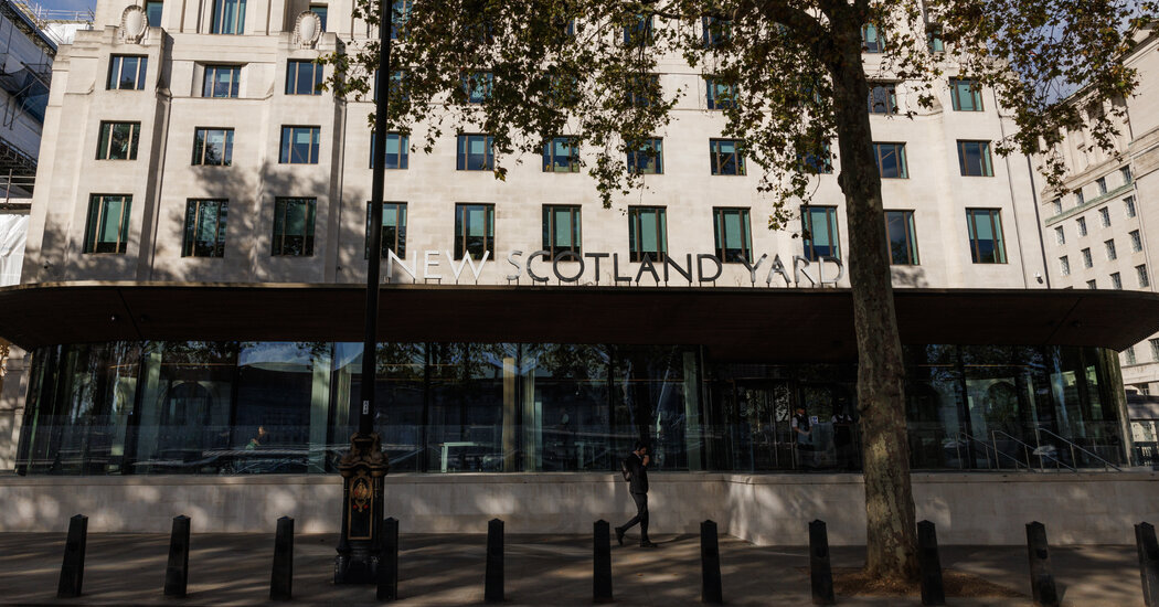 A polícia britânica prende nacionais iranianos em investigações de contraterrorismo