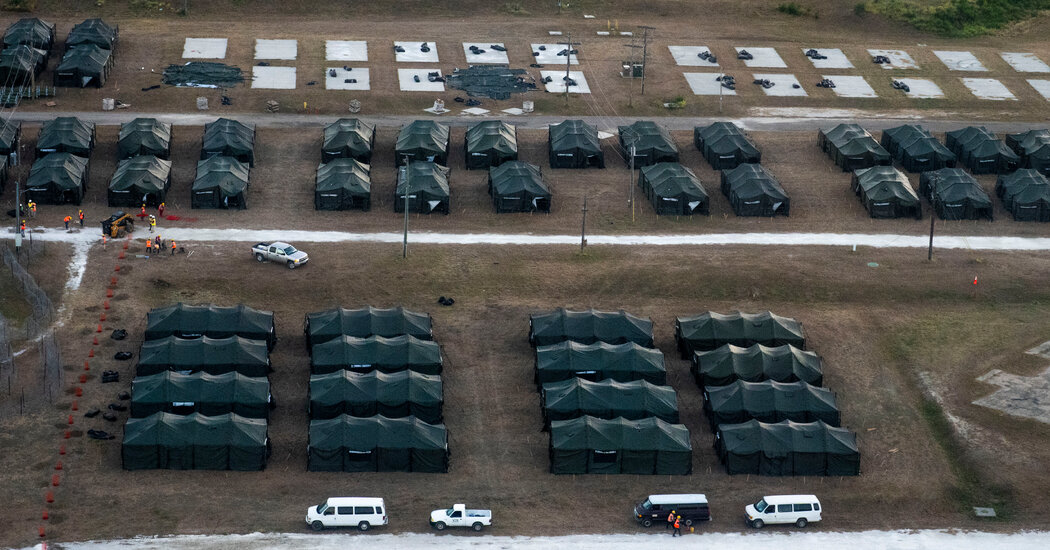 A operação de migrantes de Guantánamo manteve menos de 500 detidos e nenhuma em tendas