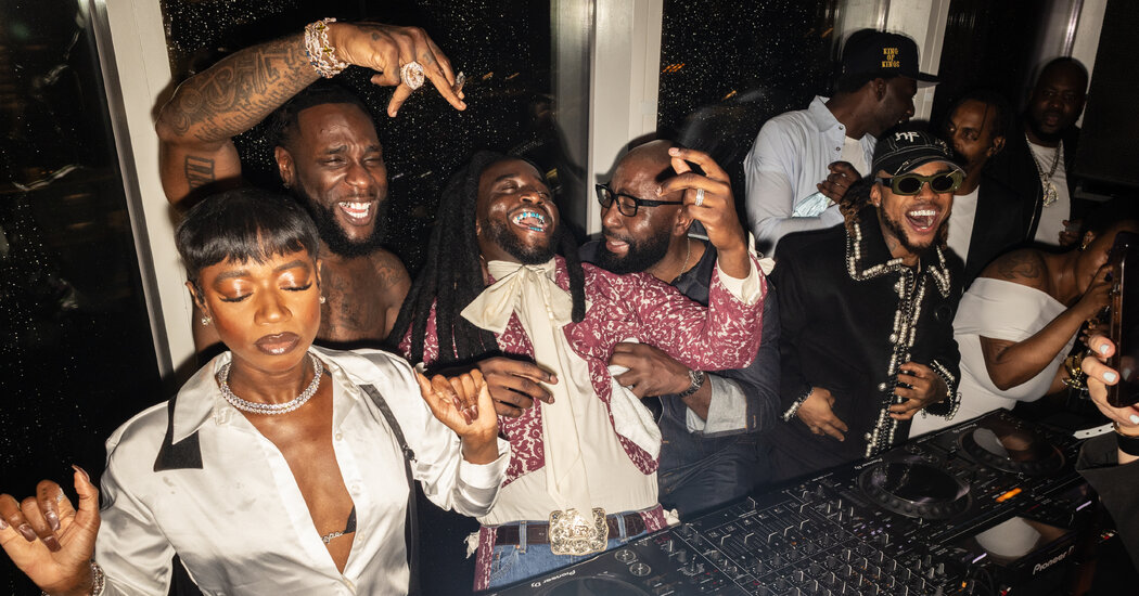 As estrelas atingiram as festas de 2025 Met Gala, de Jenna Ortega a Lisa