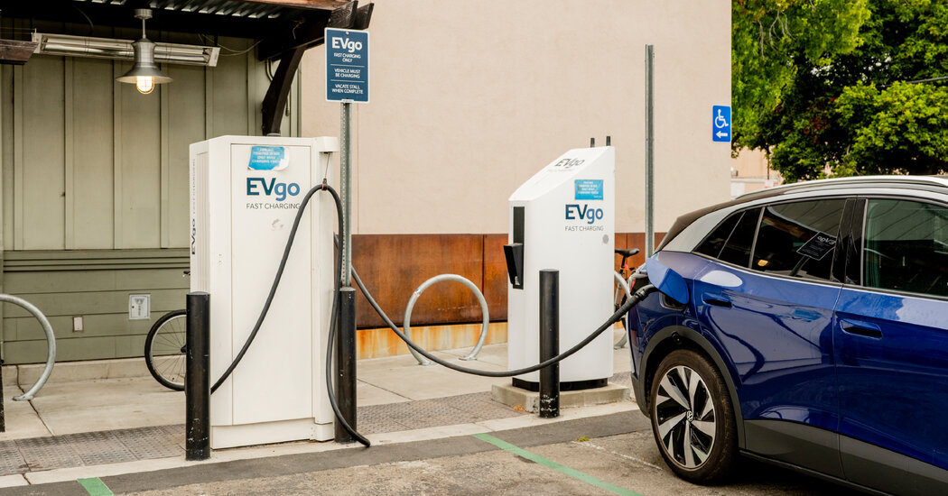Estados Sue Trump Administration por Funding Freeze para cobrança de EV