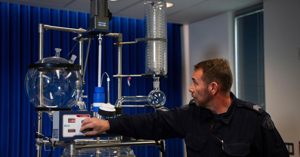 A conversa em mudança em torno da crise de opióides do Canadá