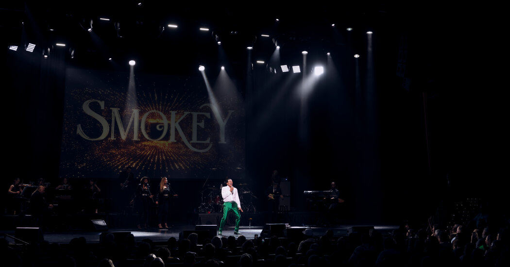 Após as alegações, o Smokey Robinson Show continua como planejado