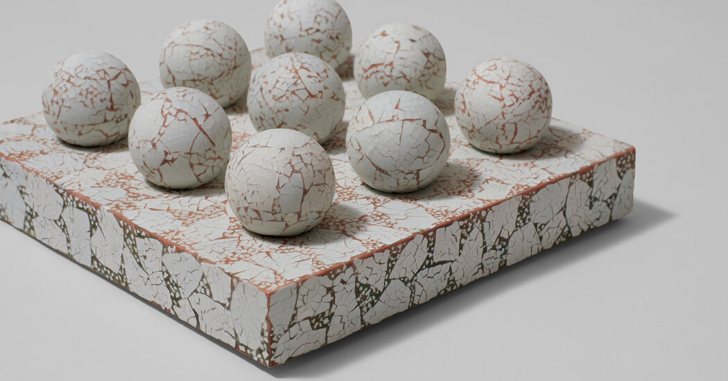 Os designers estão redescobrindo o potencial decorativo das cascas de ovos