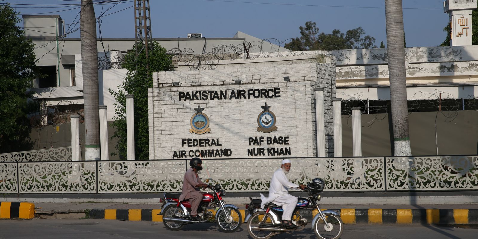 Paquistão diz que três bases aéreas foram alvo de mísseis indianos