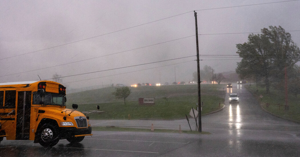 Storm deixa milhares sem energia no nordeste, EUA e Canadá