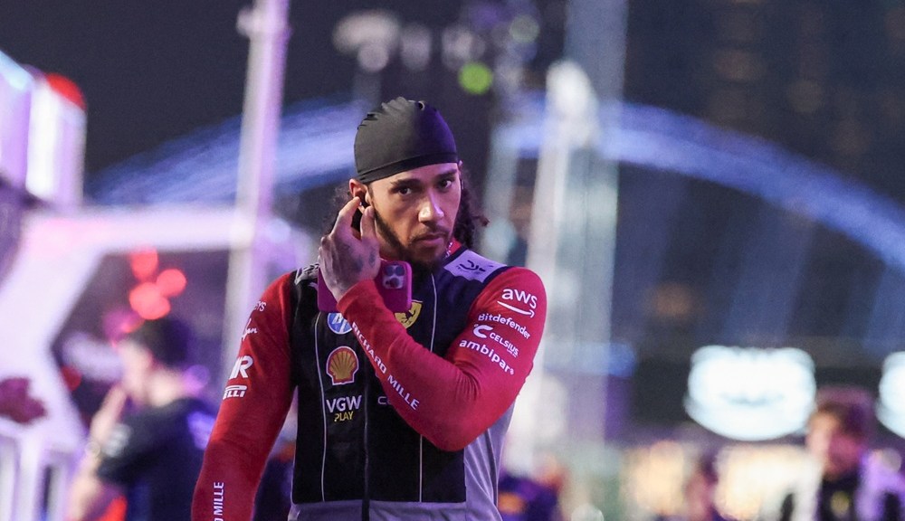 Por que Hamilton está tão baixo? Pergunte a Sainz …