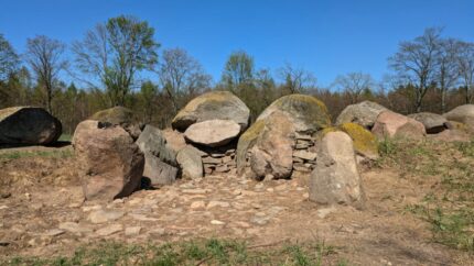 Túmulo megalítico na Alemanha reconstruído – o blog de história