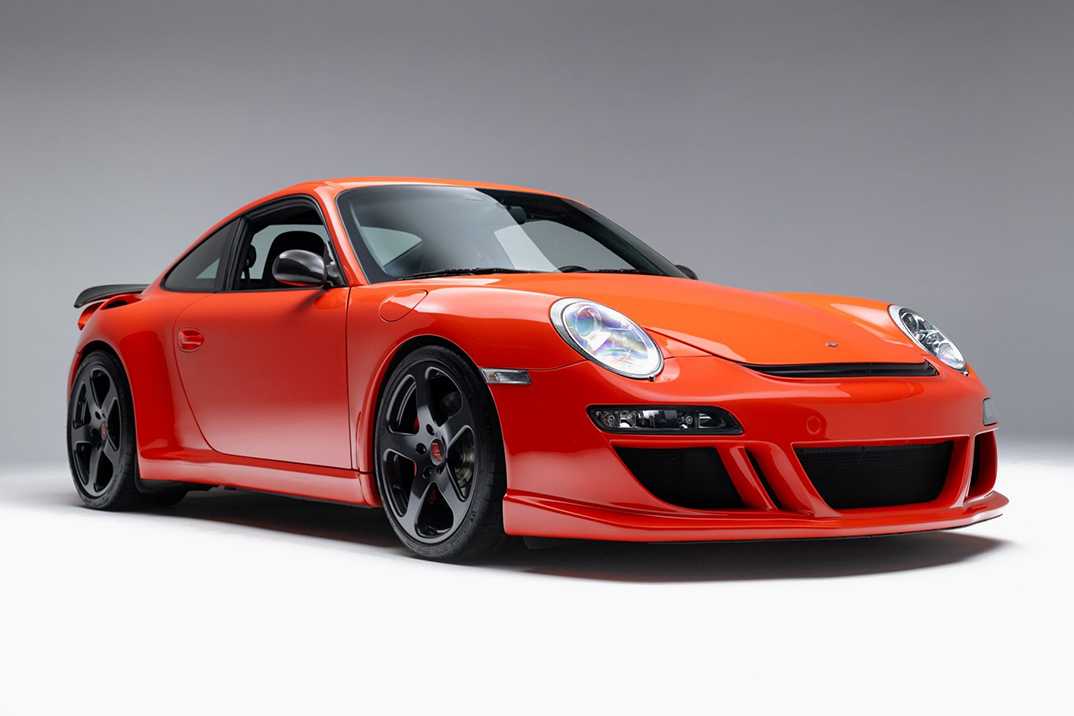 Esta RUF de laranja -sangue RT12 é o 997 final que a Porsche nunca construiu