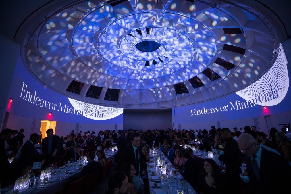 BUZZ Buzz: idéias de marketing de eventos que recebem startups notadas