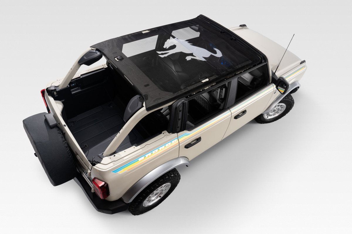 A Ford lança o pacote costeiro do Bronco bem a tempo do verão