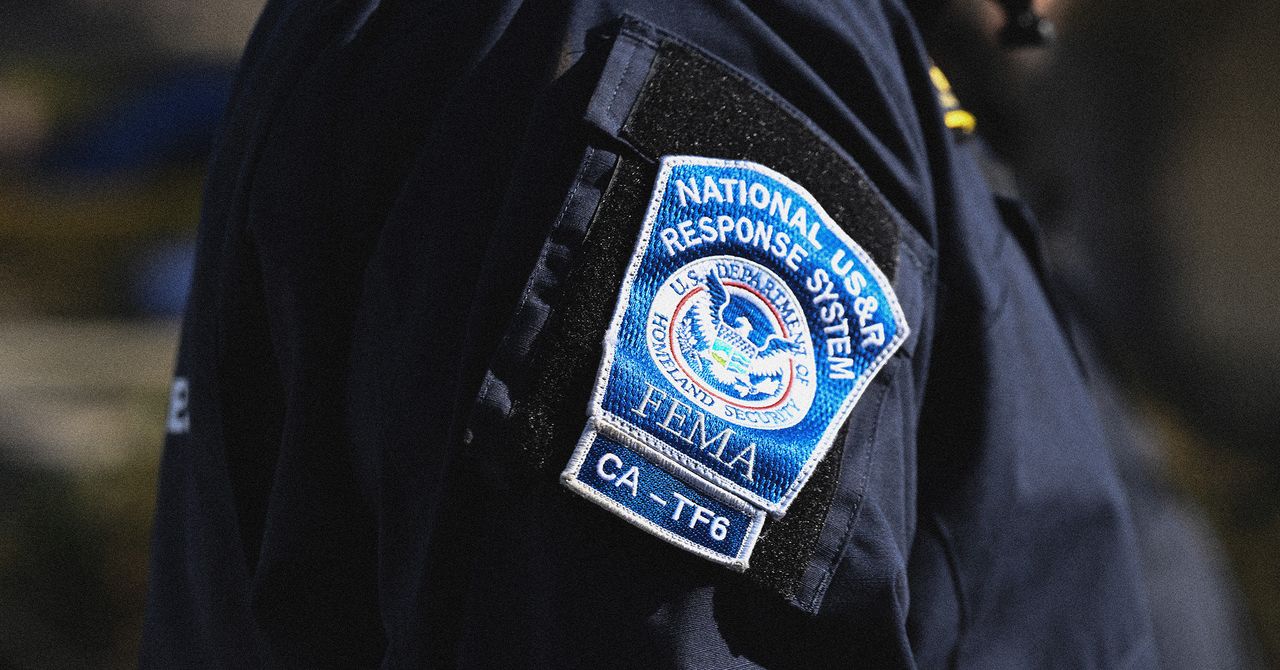 A FEMA está terminando a colaboração de porta em porta em áreas de desastre