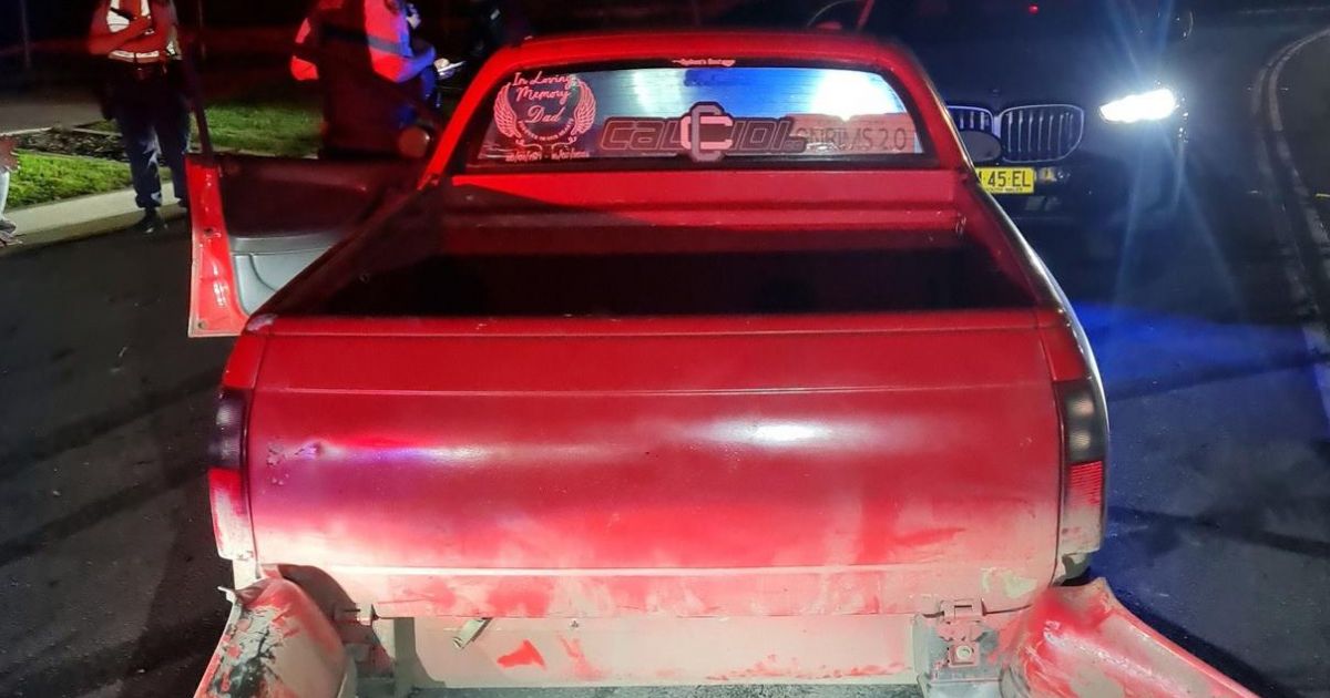 A adolescente acumula quase US $ 6000 em multas por fazer esgotamentos em jantes de Holden Ute