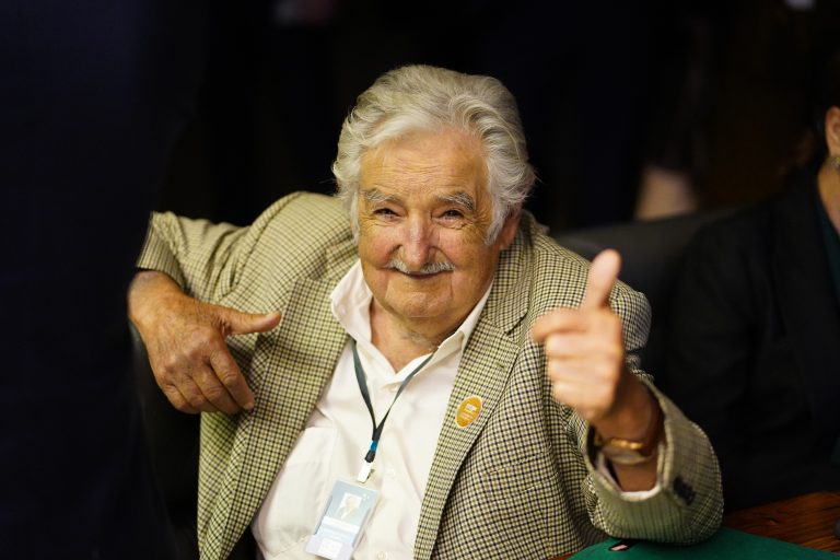 Deputados lamentam morte de Mujica, ex-presidente uruguaio – Notícias