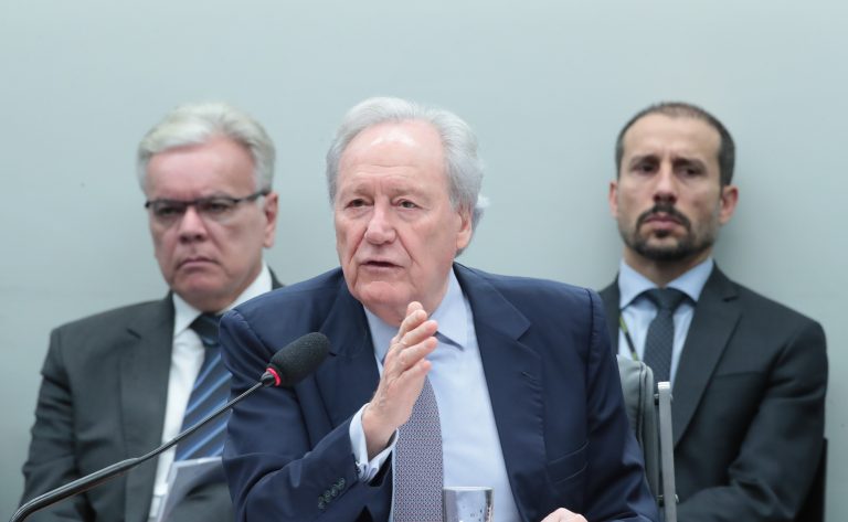 Comissão de Relações Exteriores convoca ministros para explicações sobre concessão de asilo – Notícias