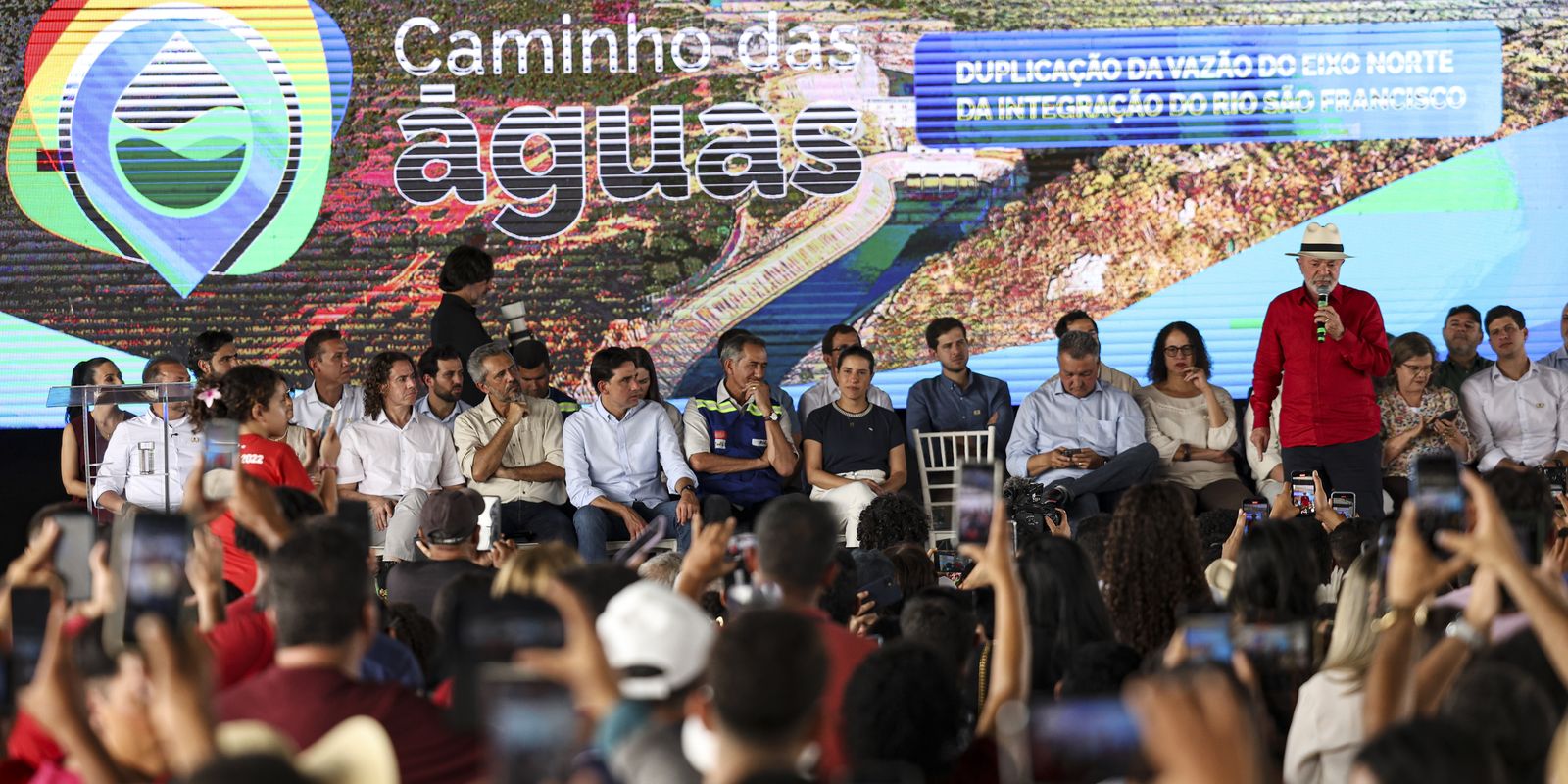 São Francisco: Lula autoriza duplicação de bombeamento do Eixo Norte