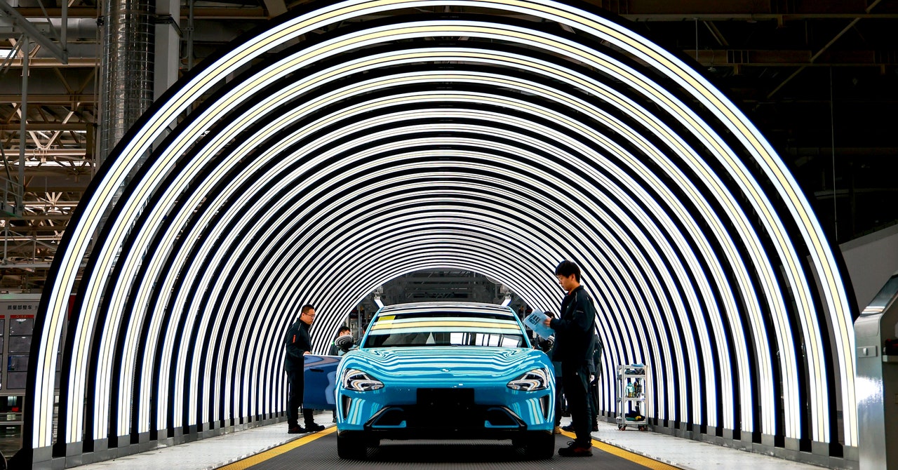 As fábricas de veículos elétricos da China tornaram -se pontos turísticos