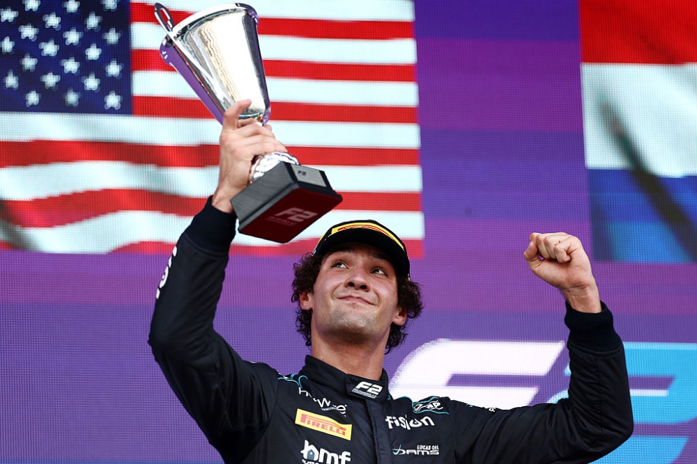 O desafio de perseguir um assento F1 como um americano